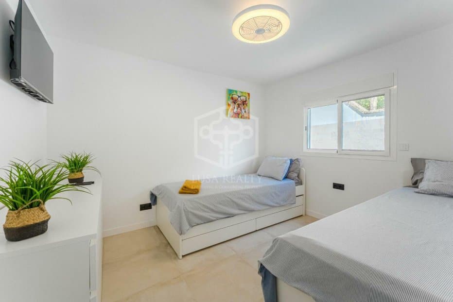 Villa in Adeje, Tenerife, Spanien 5 Schlafzimmer, 248 m2 Nr. 133239