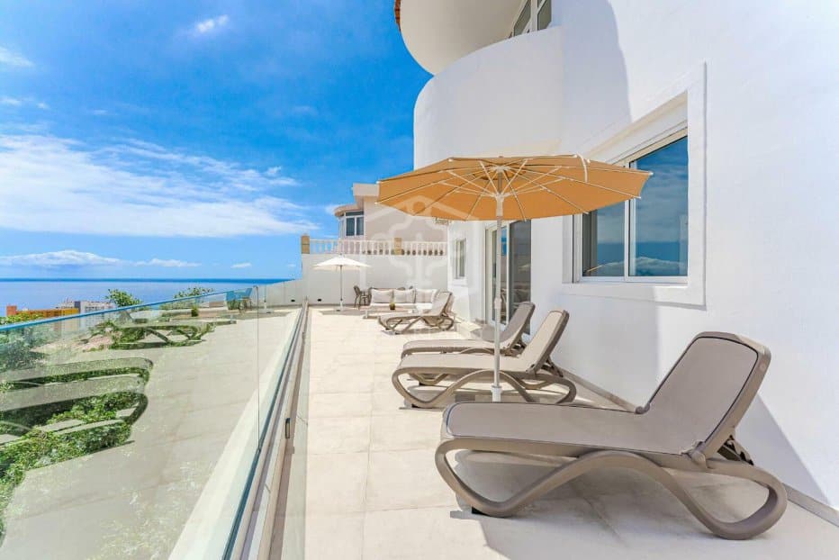 Villa in Adeje, Tenerife, Spanien 5 Schlafzimmer, 248 m2 Nr. 133239