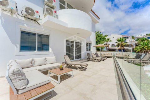 Huvila myytävänä Adeje, Tenerife, Espanja, 5 makuuhuonetta, 248 m2 No. 133239 - kuva 5