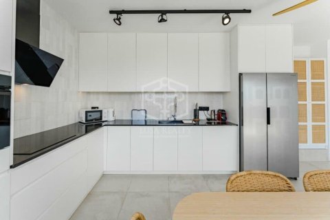 Huvila myytävänä Adeje, Tenerife, Espanja, 5 makuuhuonetta, 248 m2 No. 133239 - kuva 8