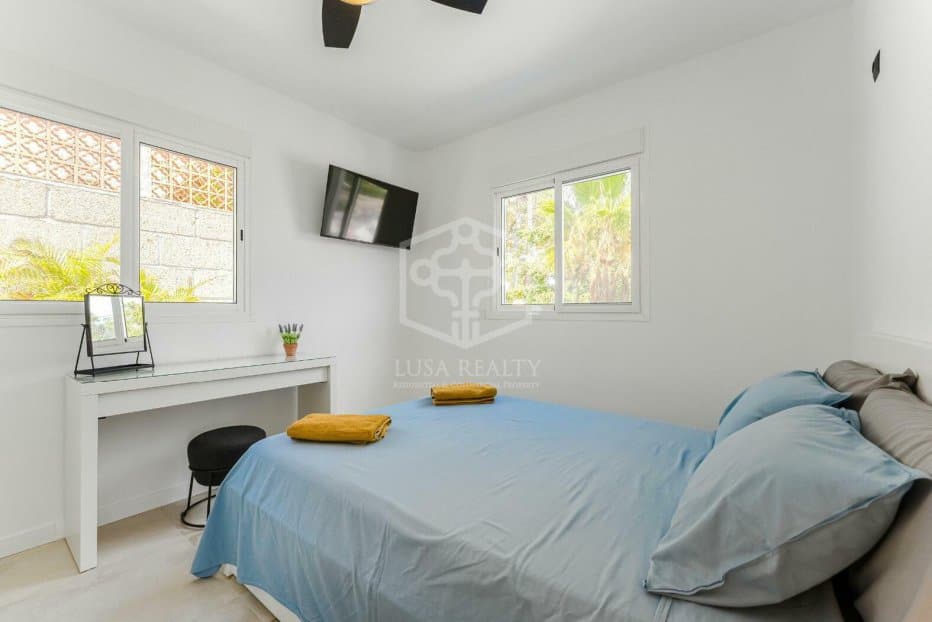 Villa in Adeje, Tenerife, Spanien 5 Schlafzimmer, 248 m2 Nr. 133239