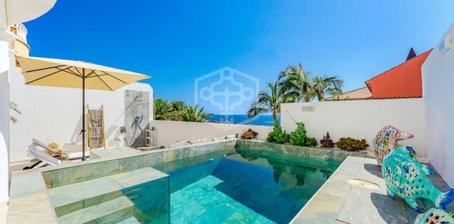 Villa Adeje, Tenerife, Spagna 3 camere da letto, 294 mq. N° 133240