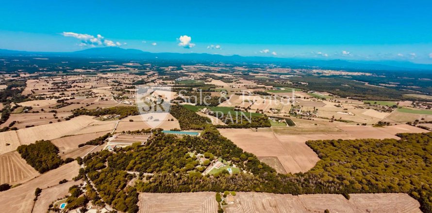 Casa a Llagostera, Girona, Spagna 7 camere da letto, 615 mq. N° 166447