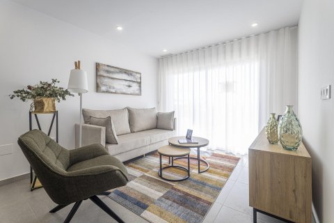 Huoneisto myytävänä La Manga del Mar Menor, Murcia, Espanja, 3 makuuhuonetta, 102 m2 No. 171835 - kuva 7