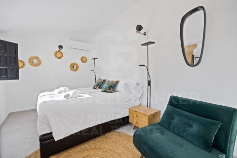 House for sale in Javea, Alicante, Spain 6 bedrooms, 419 sq.m. No. 156759 - photo 22