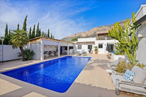 House for sale in Javea, Alicante, Spain 6 bedrooms, 419 sq.m. No. 156759 - photo 15