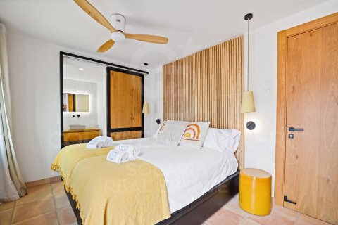 House for sale in Javea, Alicante, Spain 6 bedrooms, 419 sq.m. No. 156759 - photo 10