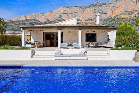 Hus i Javea, Alicante, Spanien 5 sovrum, 419 kvm. Nr. 156759
