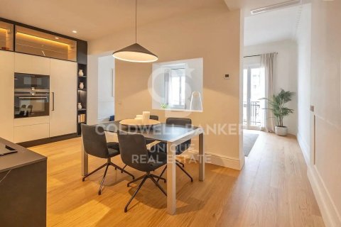 Apartamento en venta en Madrid, España 1 dormitorio, 104 m2 No. 156765 - foto 7