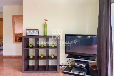 Villa à vendre à Lloret de Mar, Girona, Espagne, 4 chambres, 187 m2 No. 177256 - photo 6
