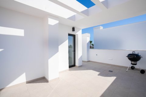 Villa pārdošanā Guardamar del Segura, Alicante, Spānijā 4 istabas, 140 m2 Nr. 145623 - attēls 21