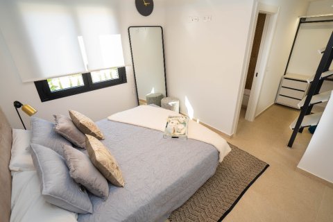 Villa pārdošanā Guardamar del Segura, Alicante, Spānijā 4 istabas, 140 m2 Nr. 145623 - attēls 11