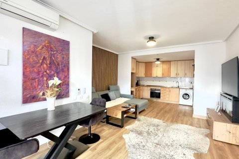 Bungalow à vendre à Torrevieja, Alicante, Espagne, 2 chambres, 64 m2 No. 147132 - photo 1