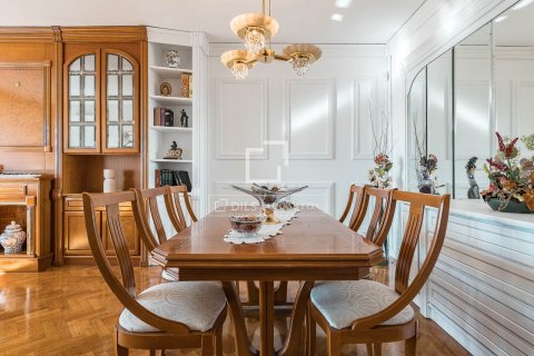 Dzīvoklis pārdošanā Barcelona, Spānijā 4 istabas, 144 m2 Nr. 150436 - attēls 11