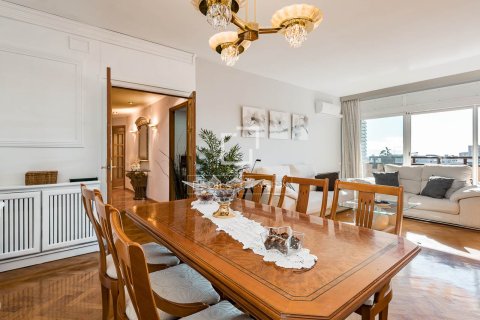 Dzīvoklis pārdošanā Barcelona, Spānijā 4 istabas, 144 m2 Nr. 150436 - attēls 14