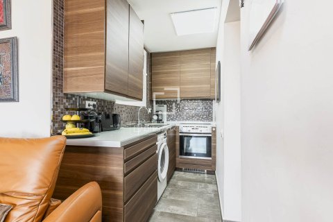 Penthouse à vendre à Barcelona, Espagne, 1 chambre, 62 m2 No. 150438 - photo 14