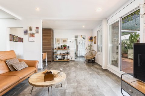 Penthouse à vendre à Barcelona, Espagne, 1 chambre, 62 m2 No. 150438 - photo 2