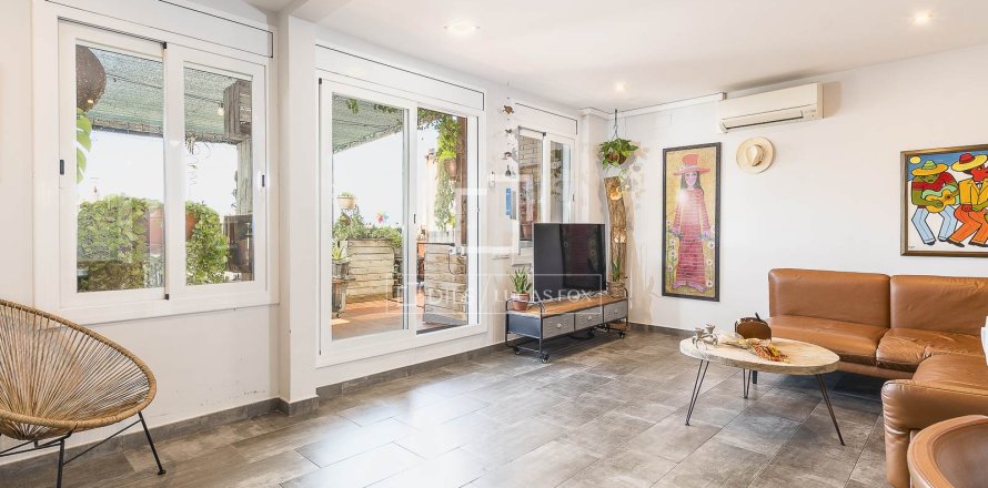 Penthouse à Barcelona, Espagne 1 chambre, 62 m2 No. 150438