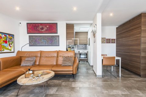 Penthouse à vendre à Barcelona, Espagne, 1 chambre, 62 m2 No. 150438 - photo 11