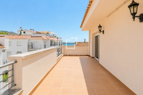 Kattohuoneisto Sitges, Barcelona, Espanja 3 makuuhuonetta, 89 m2 No. 150433