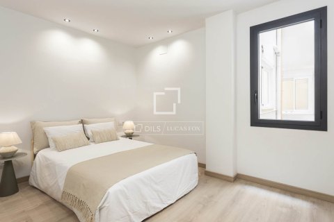 Apartment à vendre à Barcelona, Espagne, 3 chambres, 105 m2 No. 150439 - photo 13