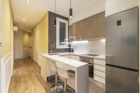 Apartment à vendre à Barcelona, Espagne, 2 chambres, 71 m2 No. 150435 - photo 11