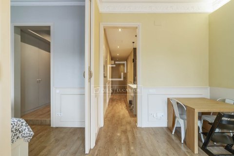Apartment à vendre à Barcelona, Espagne, 2 chambres, 71 m2 No. 150435 - photo 4