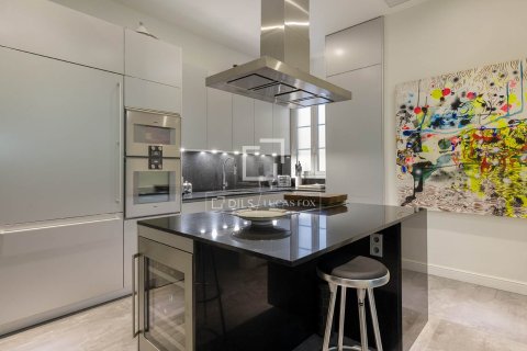 Apartment à vendre à Barcelona, Espagne, 2 chambres, 147 m2 No. 150437 - photo 14