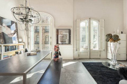 Apartment à vendre à Barcelona, Espagne, 2 chambres, 147 m2 No. 150437 - photo 4