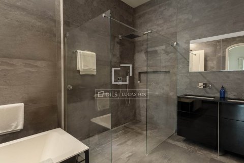 Apartment à vendre à Barcelona, Espagne, 2 chambres, 147 m2 No. 150437 - photo 28