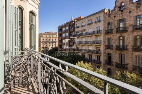 Apartment à vendre à Barcelona, Espagne, 2 chambres, 147 m2 No. 150437 - photo 9