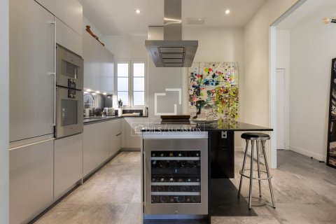 Apartment à vendre à Barcelona, Espagne, 2 chambres, 147 m2 No. 150437 - photo 13