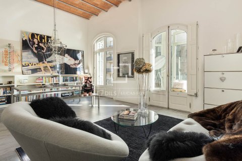 Apartment à vendre à Barcelona, Espagne, 2 chambres, 147 m2 No. 150437 - photo 2