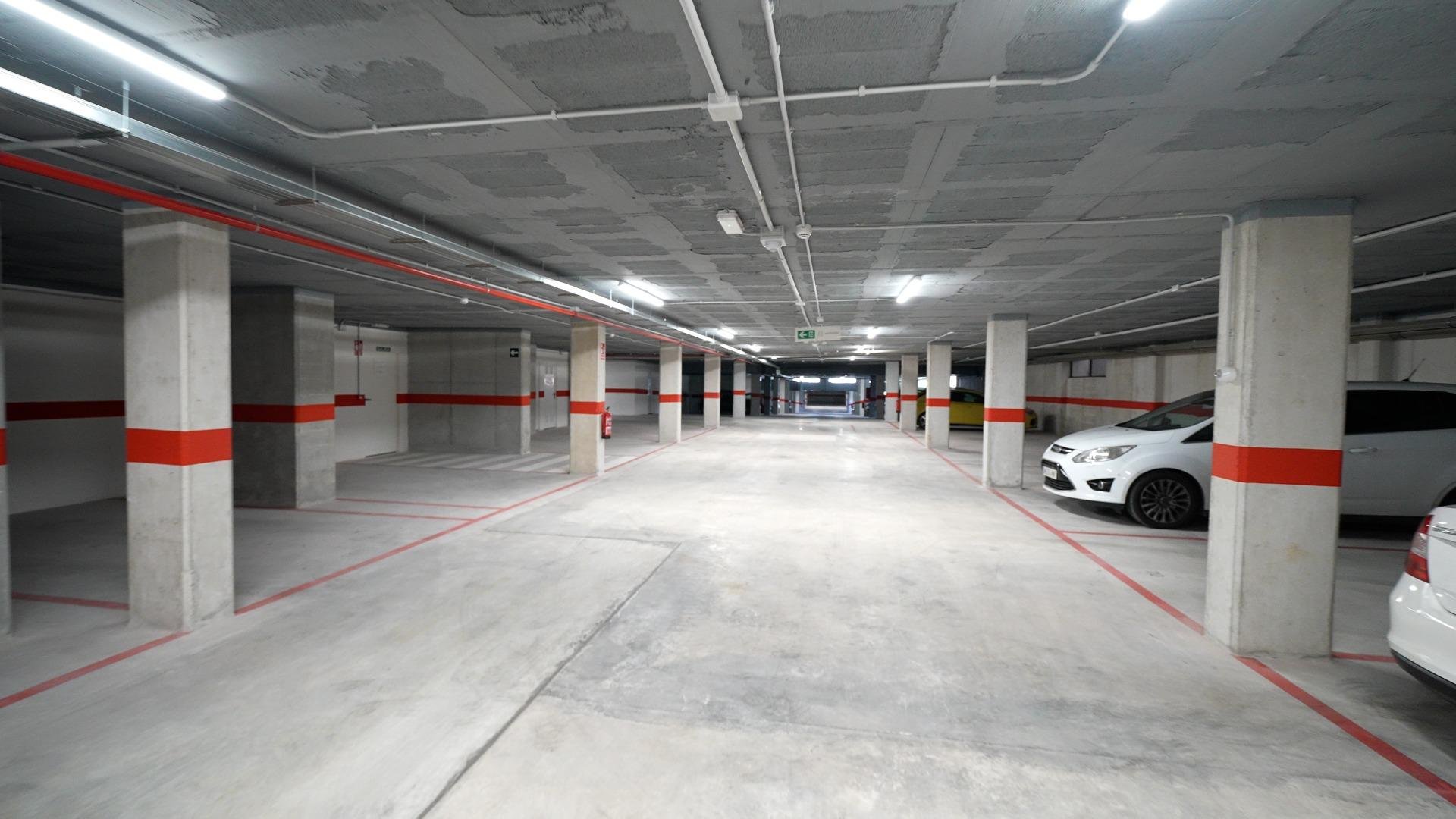 Apartamento en Benidorm, Alicante, España 2 dormitorios, 130 m2 No. 168758