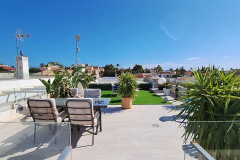 Huvila myytävänä Torrevieja, Alicante, Espanja , 106 m2 No. 168754 - kuva 20