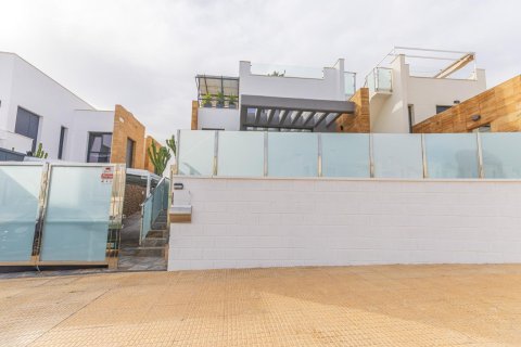 Villa en venta en Cabo Roig, Alicante, España 3 dormitorios, 130 m2 No. 148743 - foto 14