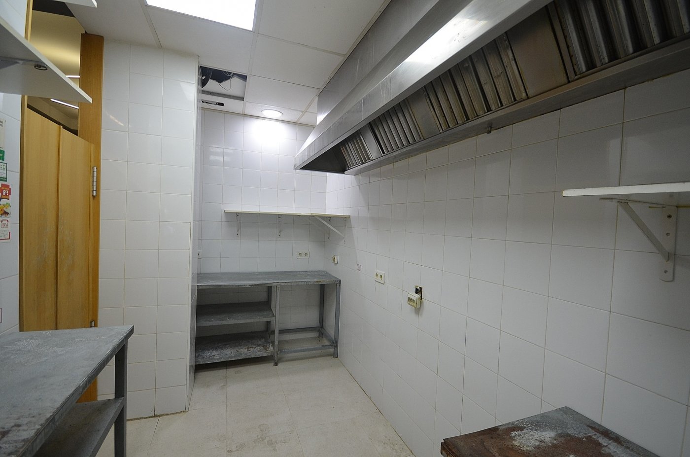 Commercial property in Torrevieja, Alicante, Spain 200 sq.m. No. 177509