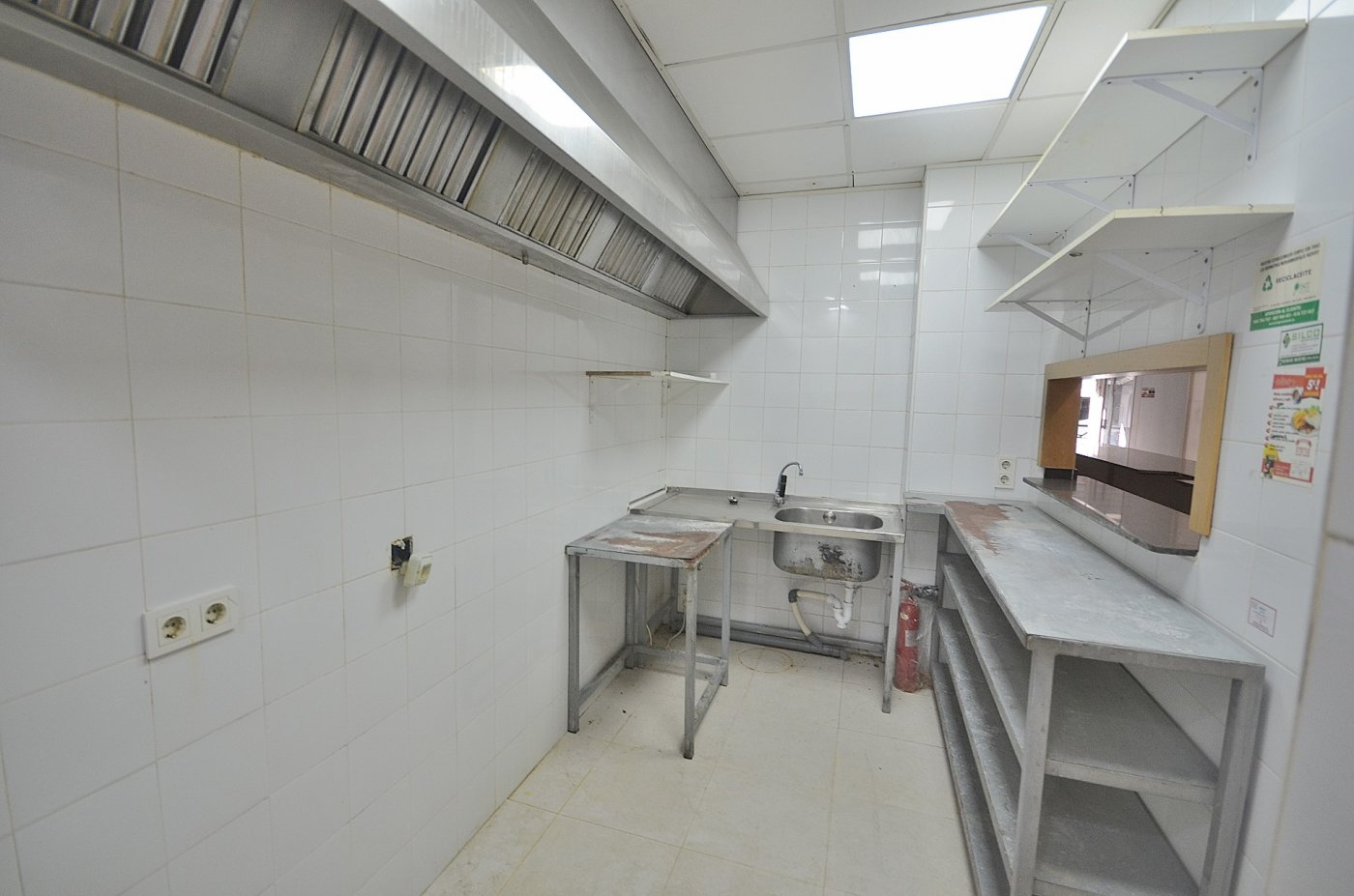 Commercial property in Torrevieja, Alicante, Spain 200 sq.m. No. 177509