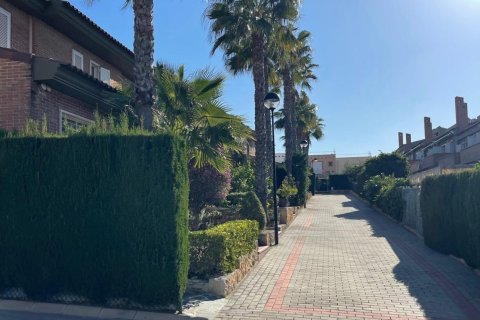 Casa a Albir, Alicante, Spagna 3 camere da letto, 187 mq. N° 177507