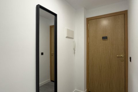 Apartamento en venta en Torrevieja, Alicante, España 2 dormitorios, 82 m2 No. 177504 - foto 5