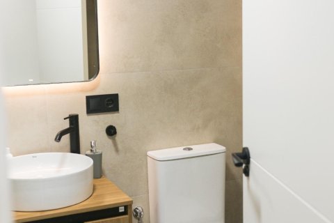Apartamento en venta en Torrevieja, Alicante, España 2 dormitorios, 82 m2 No. 177504 - foto 22