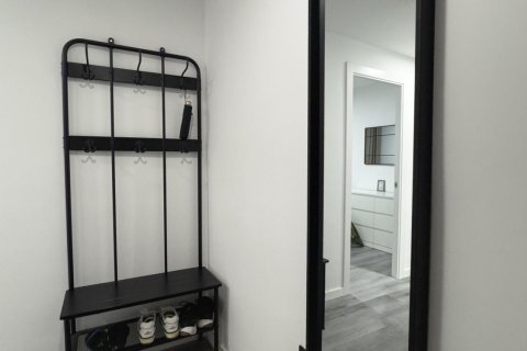 Apartamento en venta en Torrevieja, Alicante, España 2 dormitorios, 82 m2 No. 177504 - foto 3