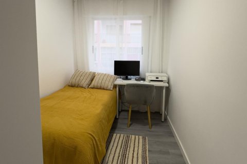 Apartamento en venta en Torrevieja, Alicante, España 2 dormitorios, 82 m2 No. 177504 - foto 10