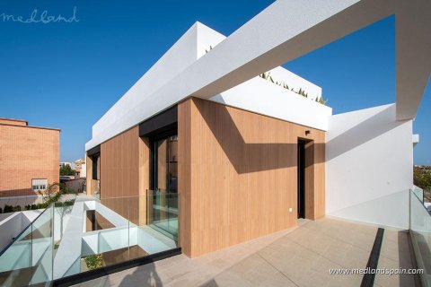 Huvila myytävänä Torre de la Horadada, Alicante, Espanja, 3 makuuhuonetta, 130 m2 No. 166138 - kuva 12