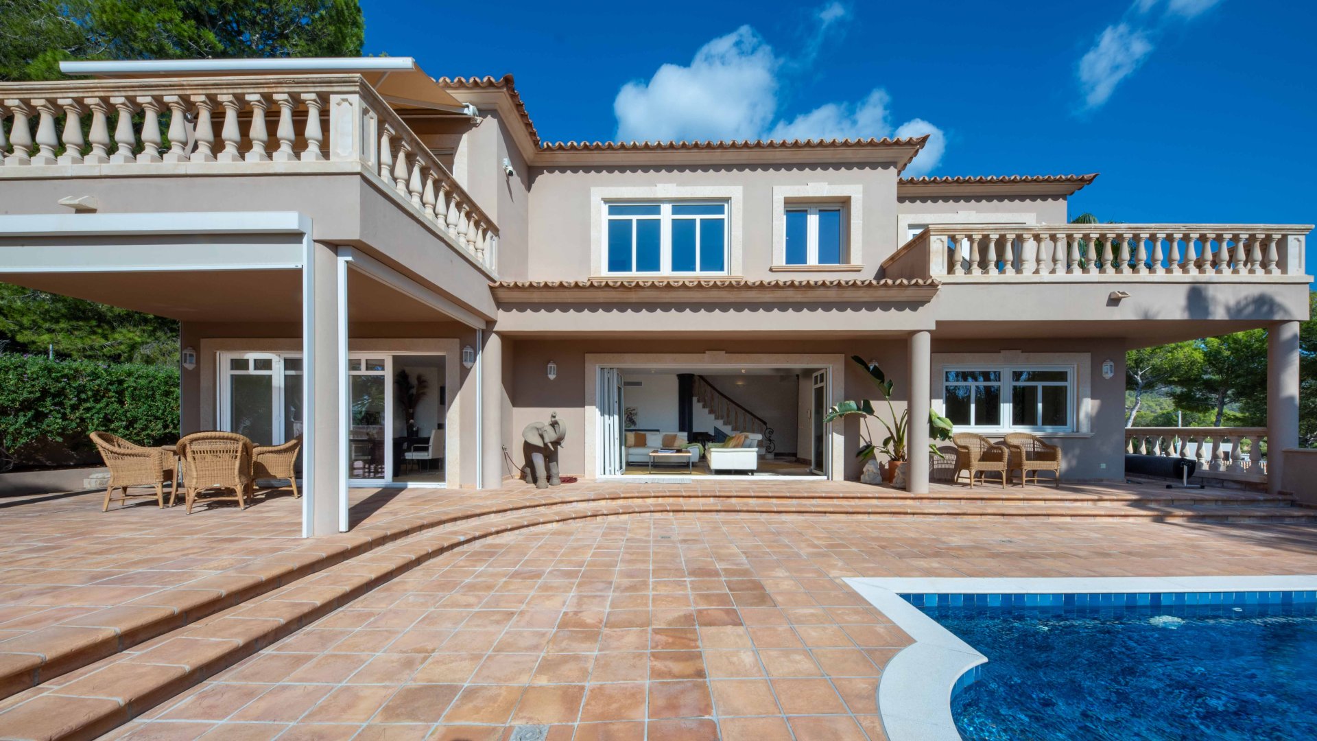 Huvila Peguera, Mallorca, Espanja 4 makuuhuonetta, 294 m2 No. 138703
