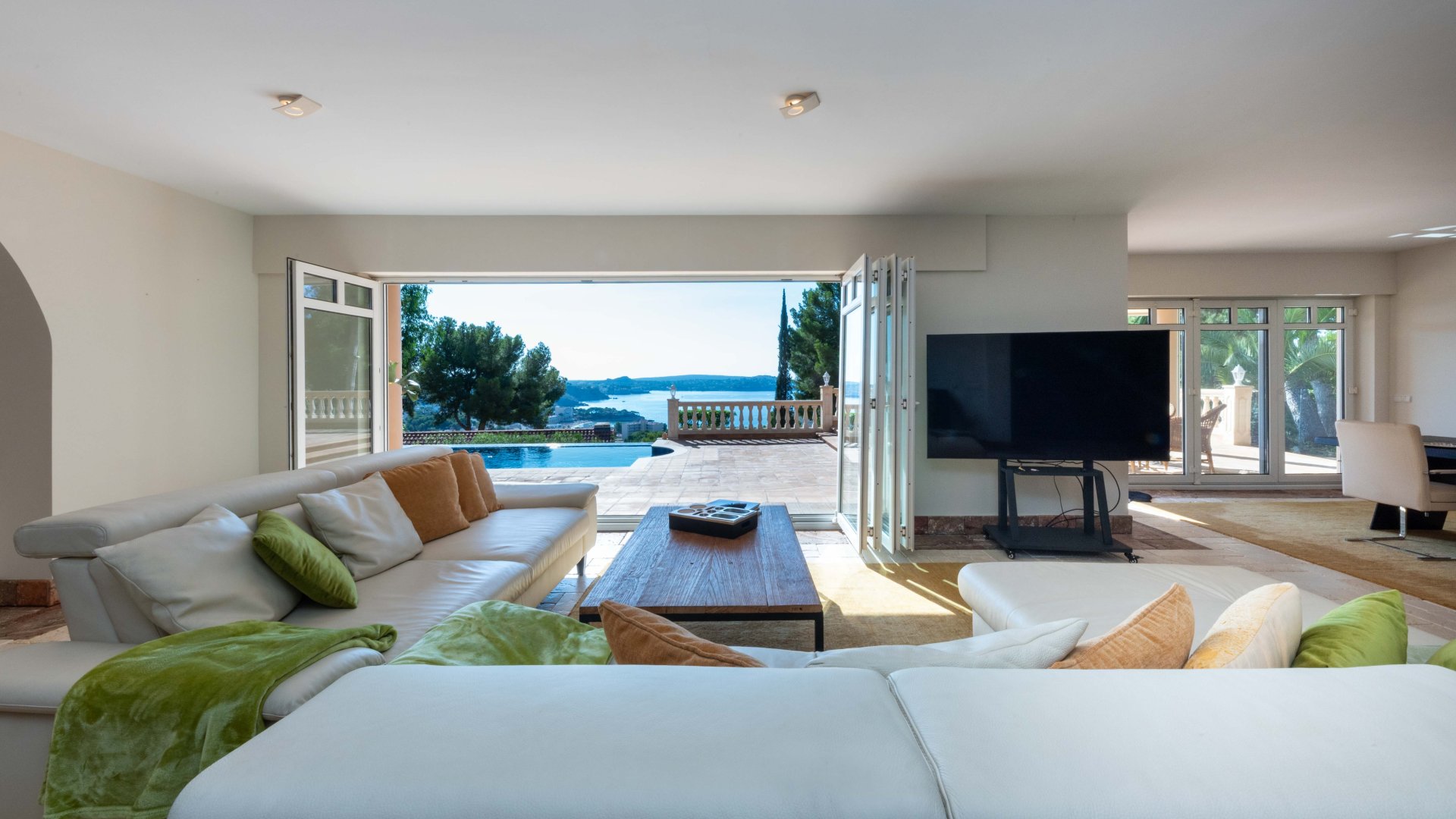 Huvila Peguera, Mallorca, Espanja 4 makuuhuonetta, 294 m2 No. 138703