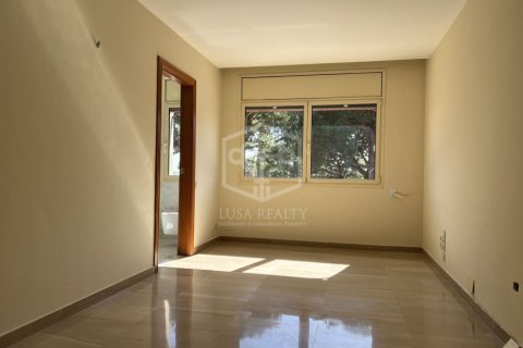 Villa à vendre Barcelona, Espagne, 4 chambres, 600 m2 No. 138701 - photo 25