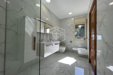 Villa à vendre Barcelona, Espagne, 4 chambres, 600 m2 No. 138701 - photo 28