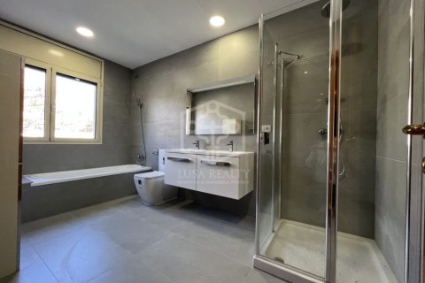 Villa à vendre Barcelona, Espagne, 4 chambres, 600 m2 No. 138701 - photo 21