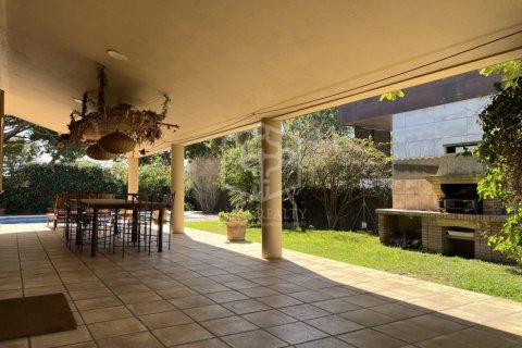 Villa à vendre Barcelona, Espagne, 4 chambres, 600 m2 No. 138701 - photo 5